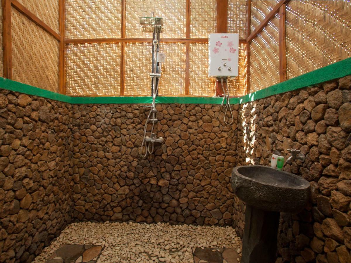 Reddoorz Near Banyuwangi Kota Train Station Hotel Екстериор снимка