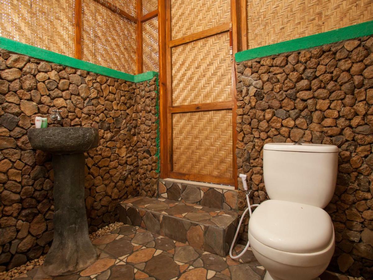 Reddoorz Near Banyuwangi Kota Train Station Hotel Екстериор снимка